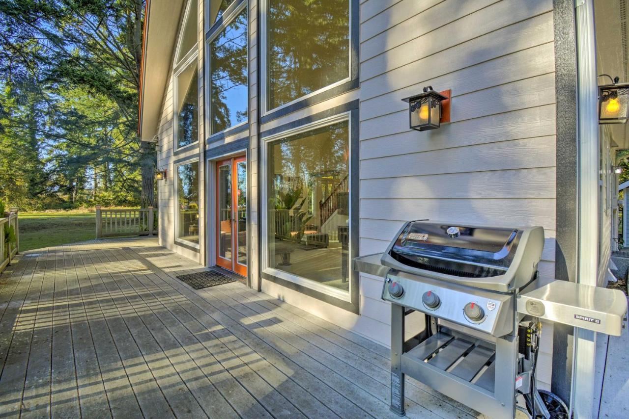 Fox Paws Luxury Cabin - Hot Tub, Fire Pit & Pines! Hansville Exterior foto